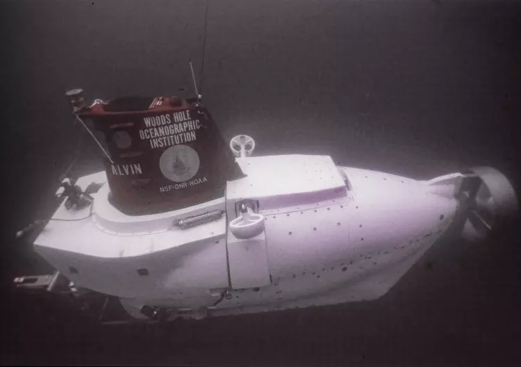 deep-sea submersible Alvin 